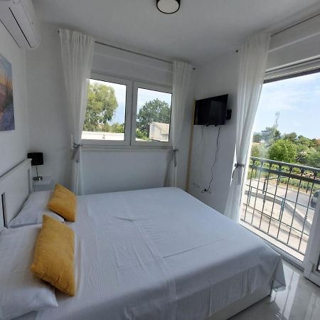 Ferienhaus Maestral - Kastel Kambelovac Kaštela Exteriör bild