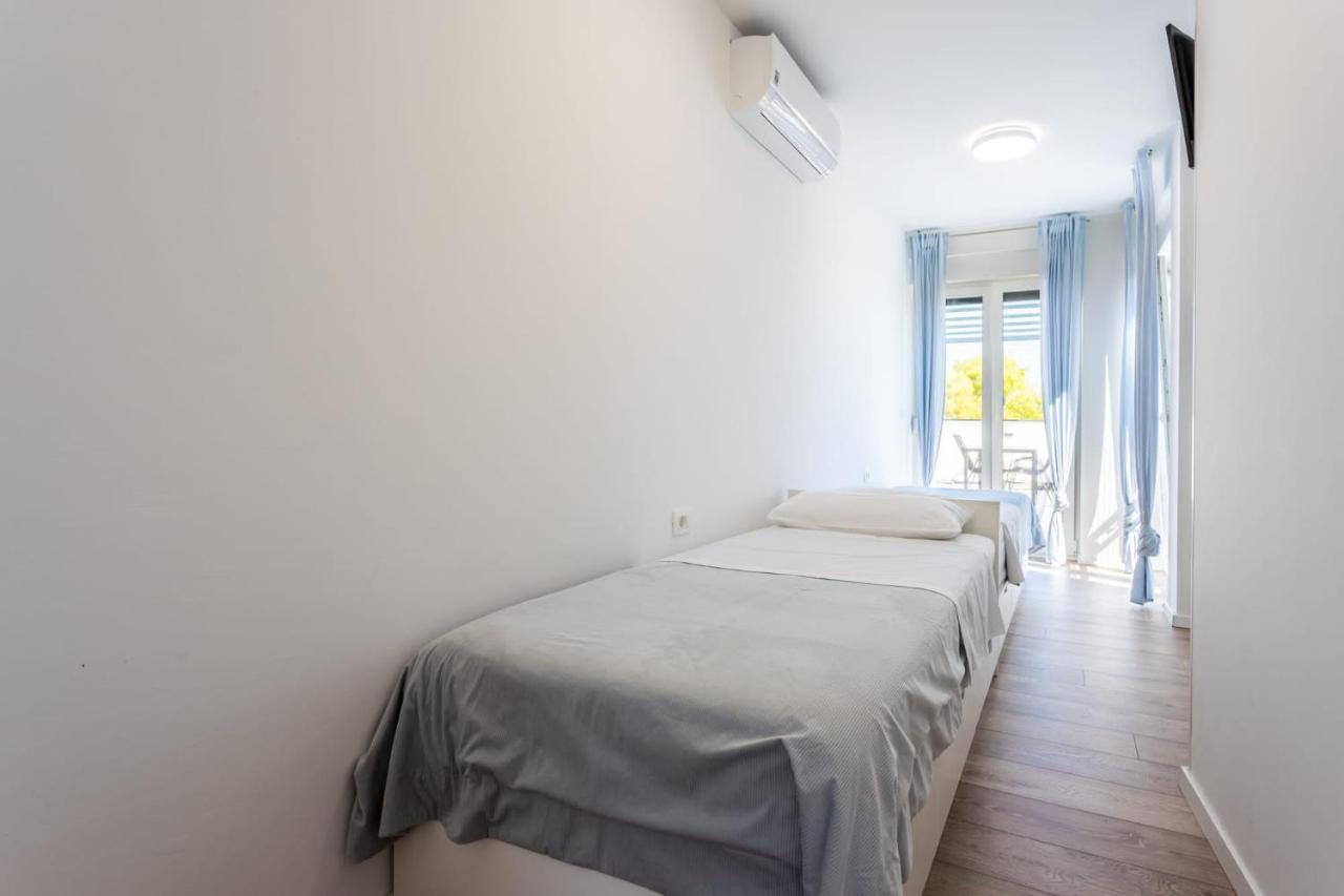 Ferienhaus Maestral - Kastel Kambelovac Kaštela Exteriör bild