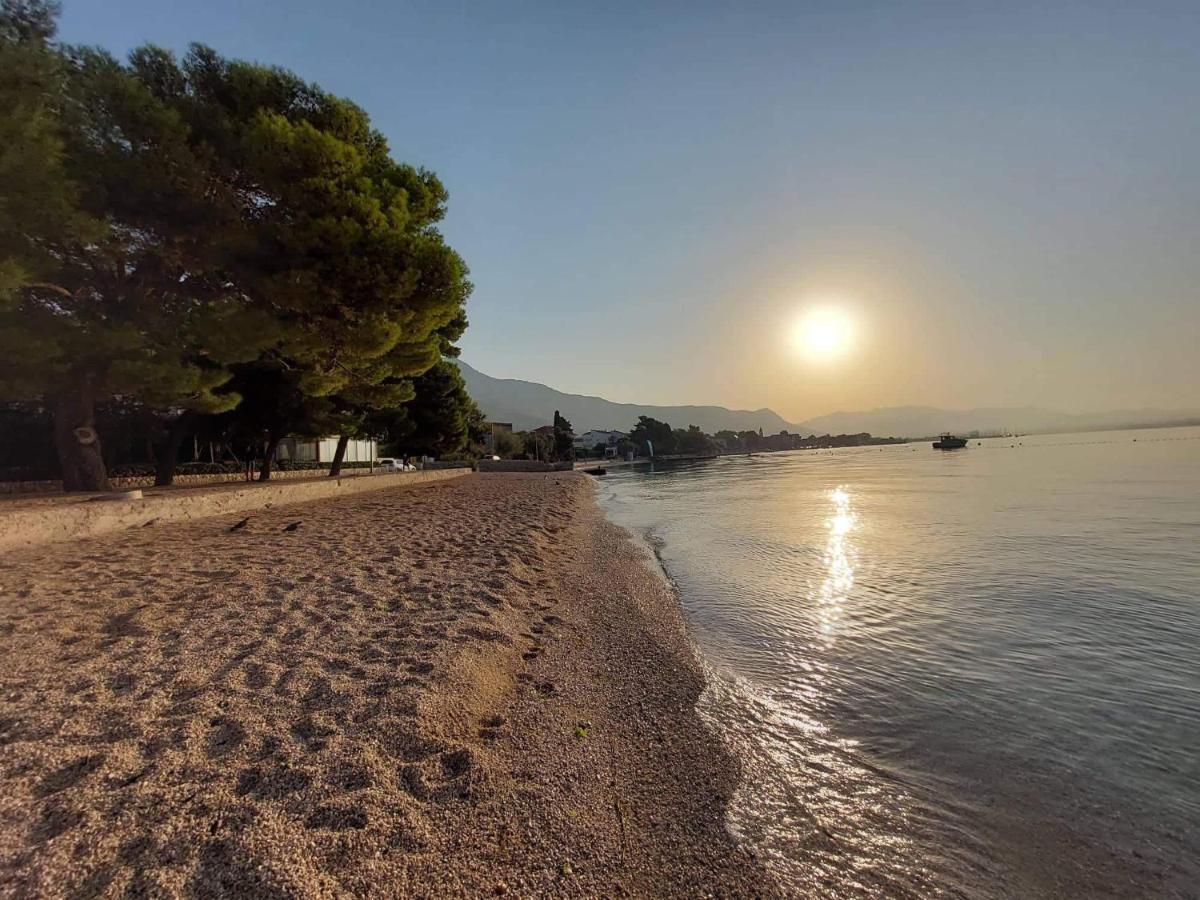 Ferienhaus Maestral - Kastel Kambelovac Kaštela Exteriör bild